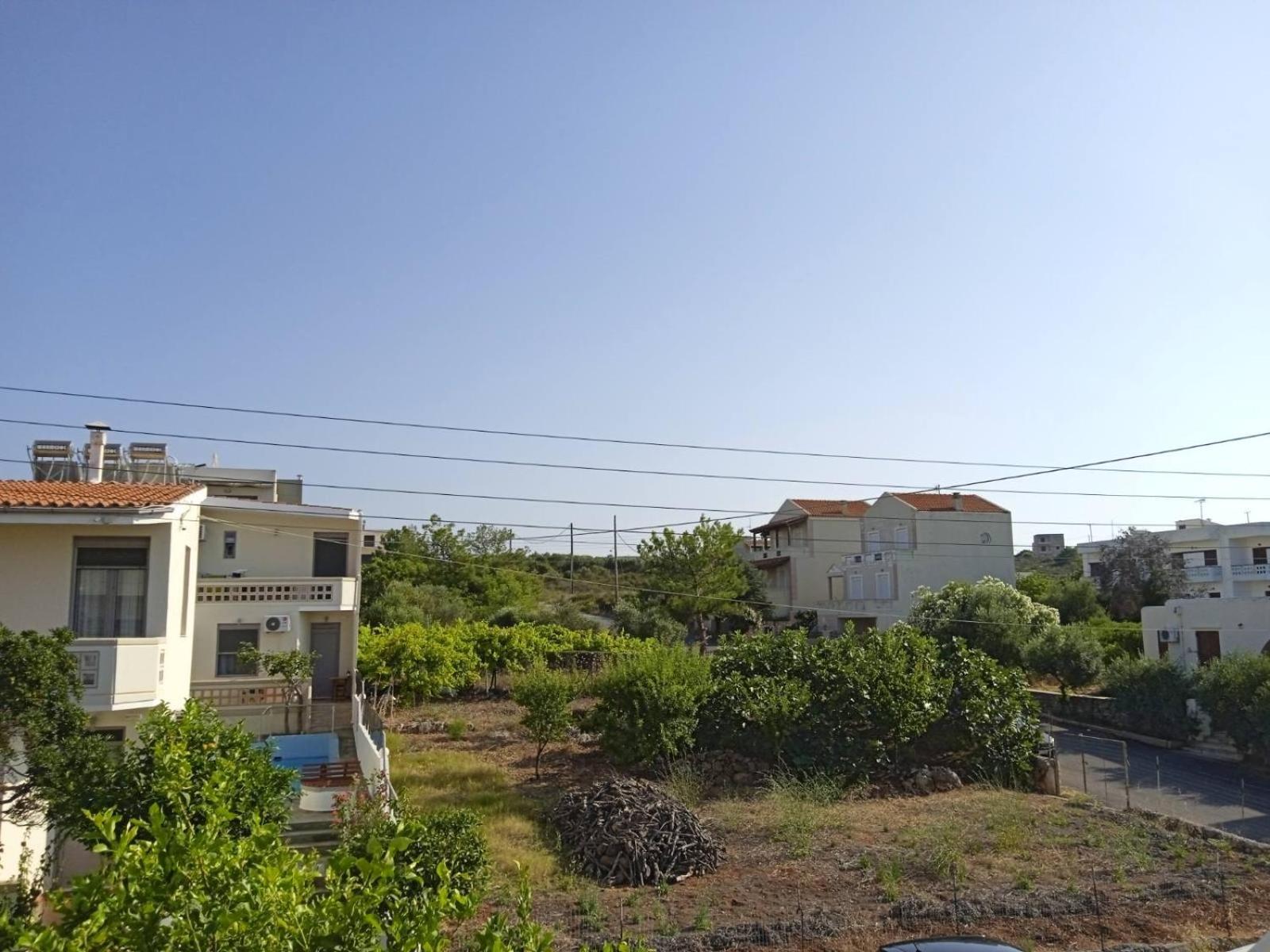 Phoeve Apt-Lovely 1-Br Rental Near The Beach Калатас Экстерьер фото